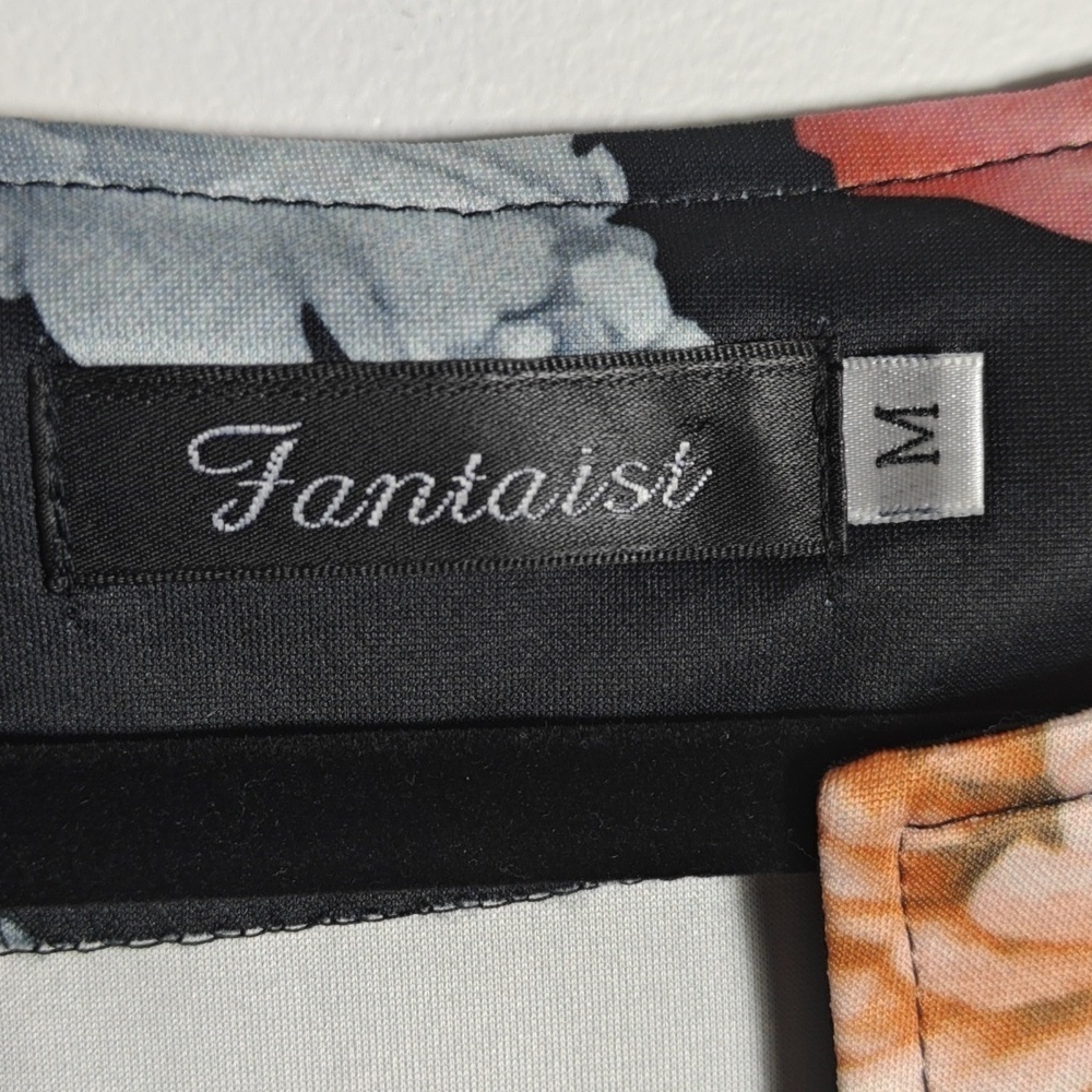 FANTAIST Floral Sleeveless Dress - Black and Multi Size Medium - Picture 2 of 16